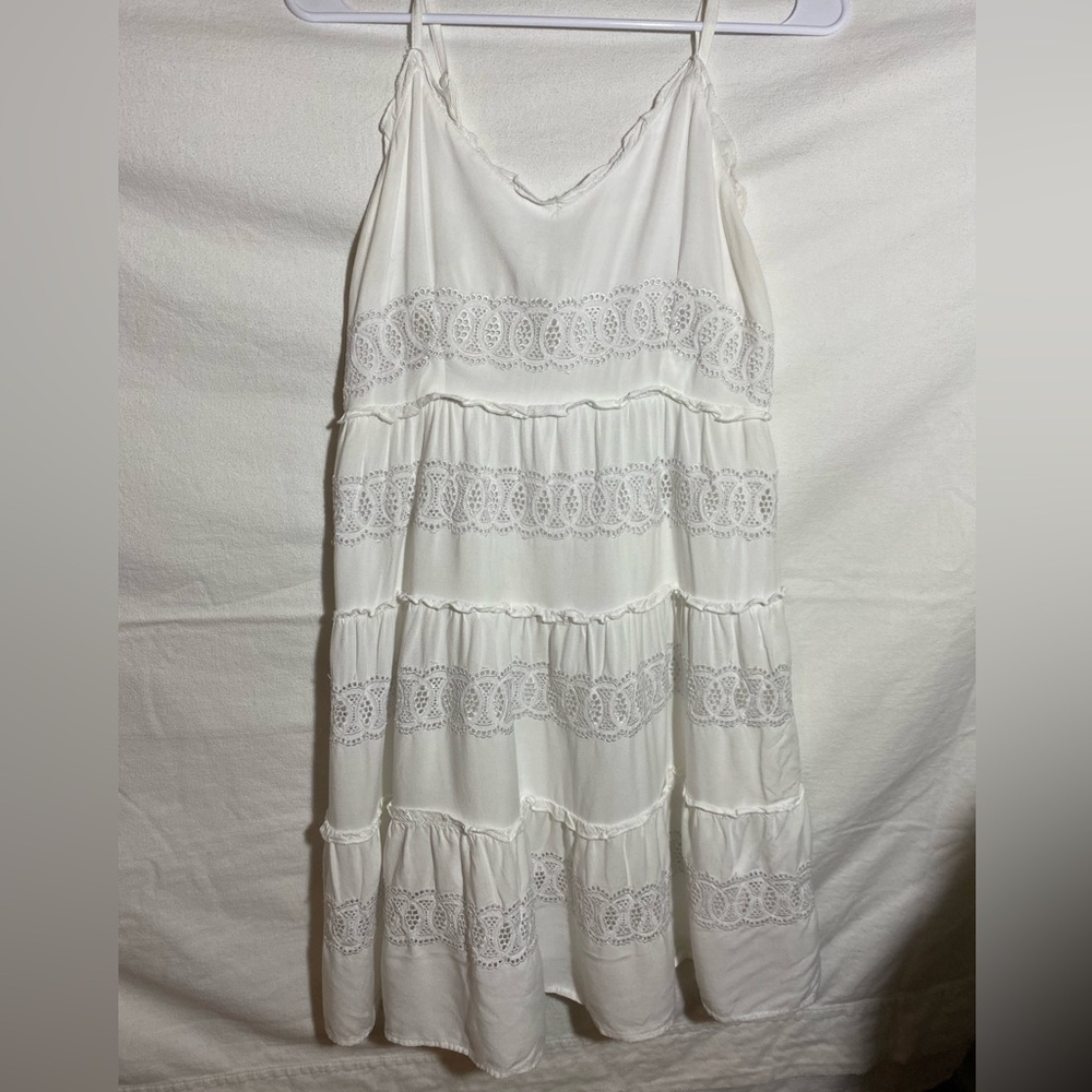 jessica simpson white eyelet sundress ☀️